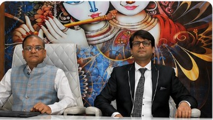 Shri Ravi Saran Agarwal and Shri Himanshu Agarwal